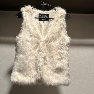 White/beige furry vest size small